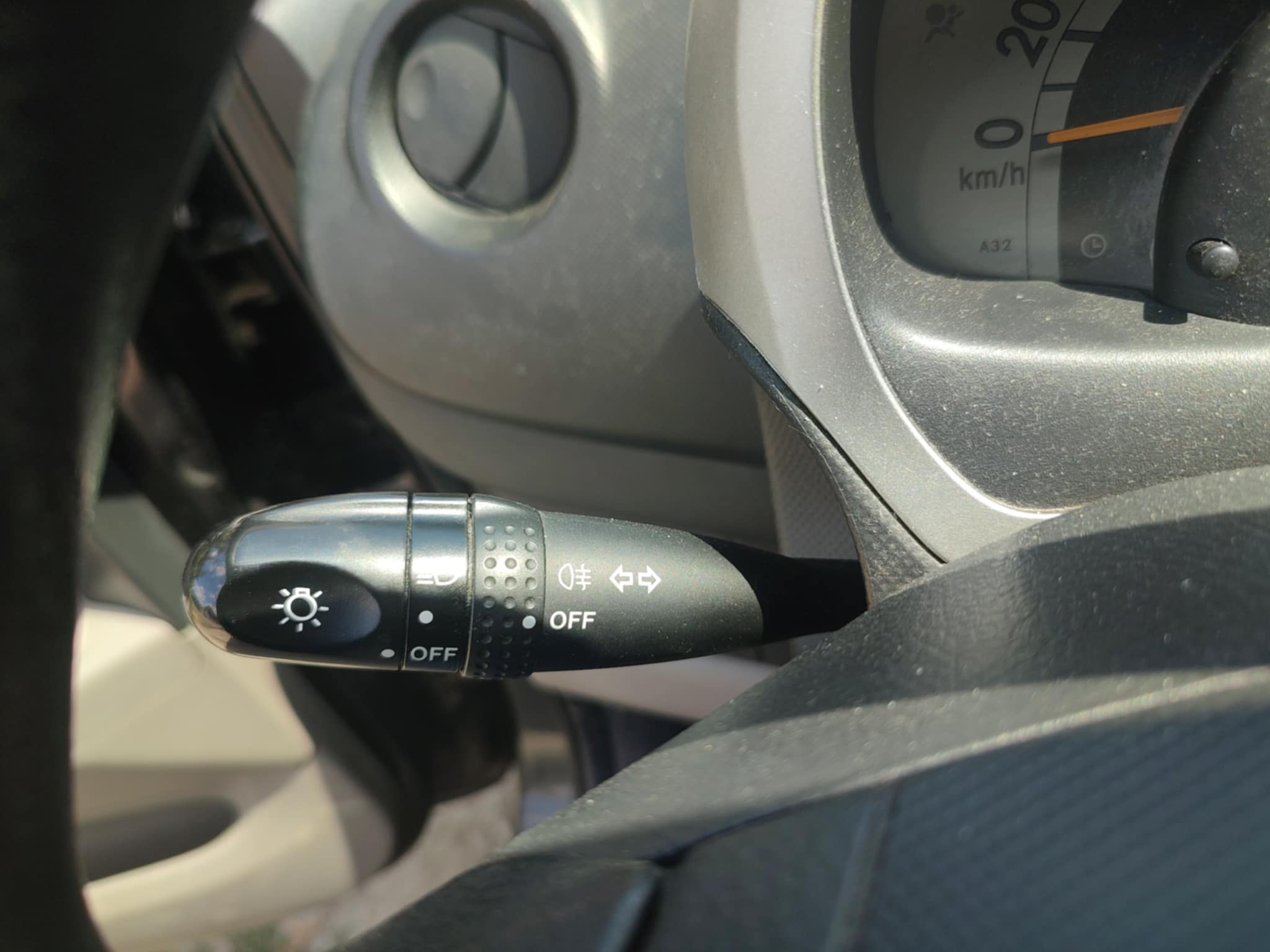 turn_signal_stalk